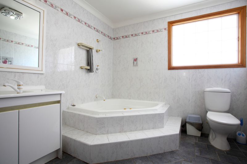 Top Bathtub Installation Companies in Lewisville, TX